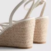 Espadriller med remmar och kilklack