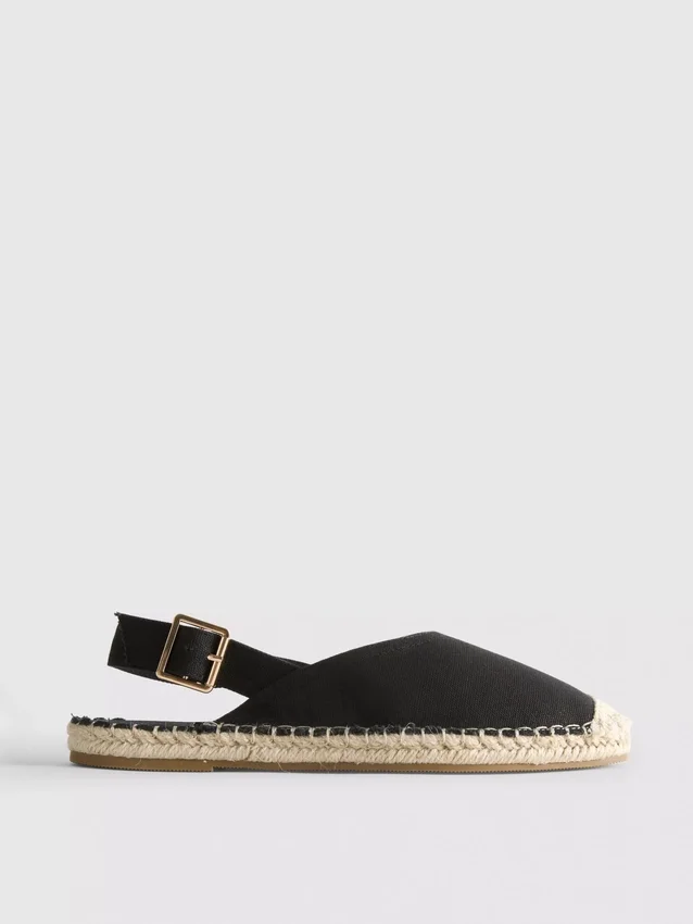 Espadriller med spänne bak