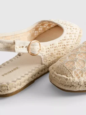 Espadriller med spänne bak