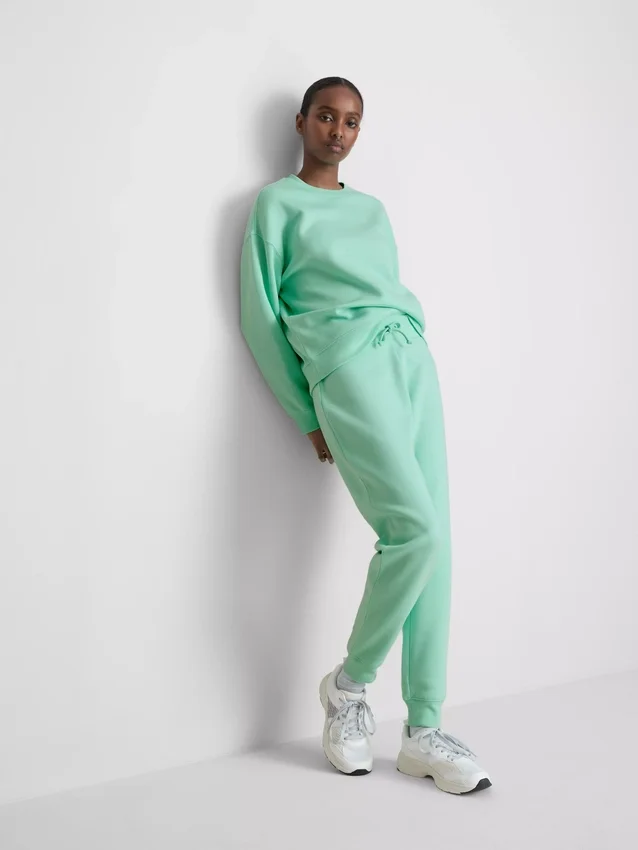 Essential Active-tröja