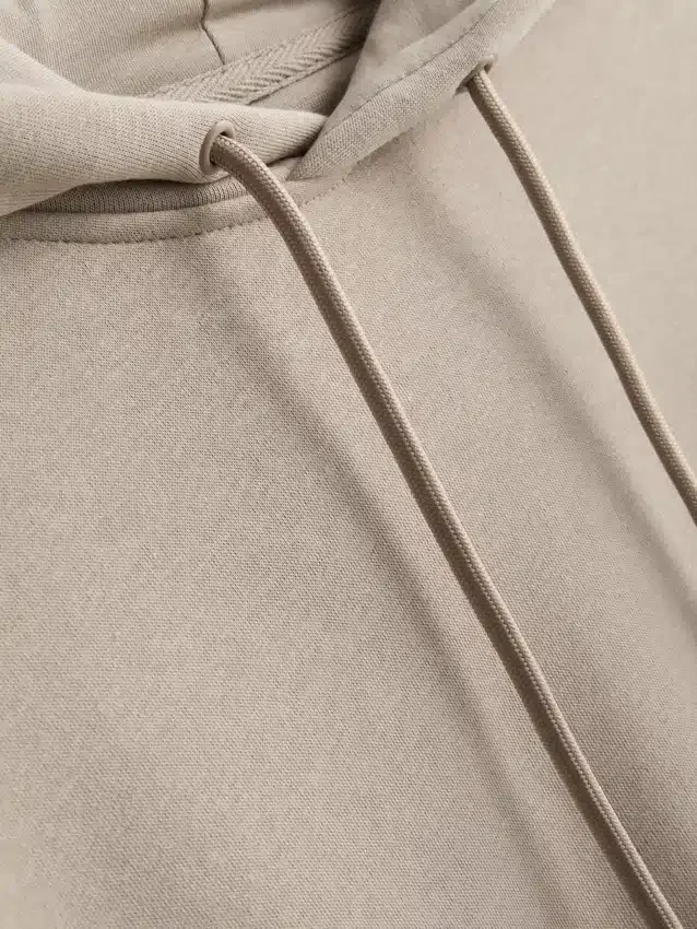 Essential-hoodie med dragsko