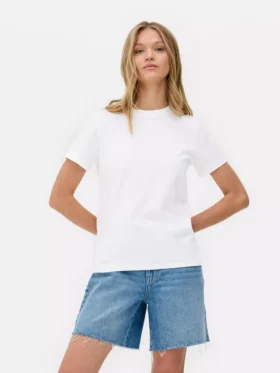 Essential kortärmad T-shirt med rund hals