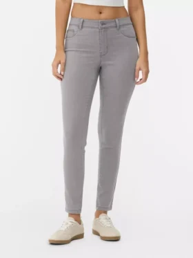 Essential skinny jeans med medelhög midja | normal