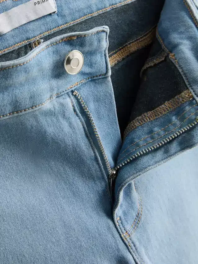Essential skinny jeans med medelhög midja | normal