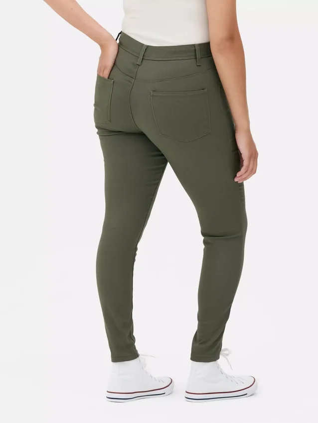 Essential skinny jeans med medelhög midja | normal