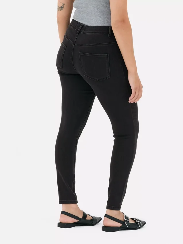 Essential skinny jeans med medelhög midja | normal