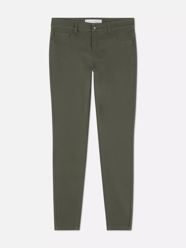 Essential skinny jeans med medelhög midja | normal
