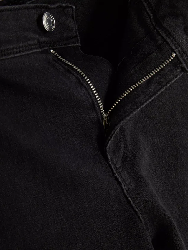 Essential skinny jeans med medelhög midja | normal
