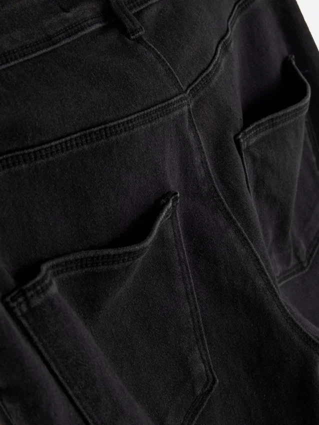 Essential skinny jeans med medelhög midja | normal
