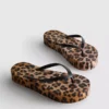 Flatform-flipflops med leopardmönster