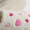 Fleece-tofflor med hjärtmönster
