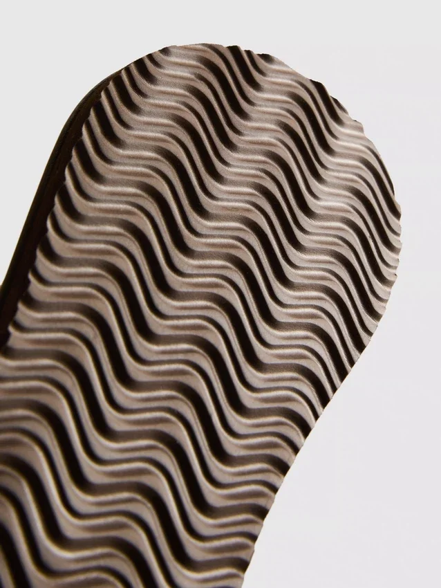 Flip-flops med sjögräseffekt