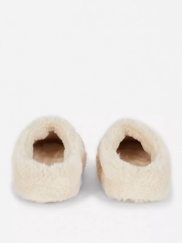 Fluffiga tofflor