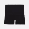 Formande shorts i midjan
