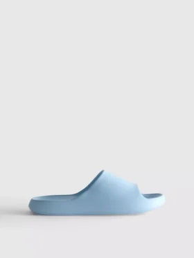 Formgjutna pooltofflor