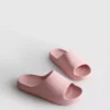 Formgjutna pooltofflor