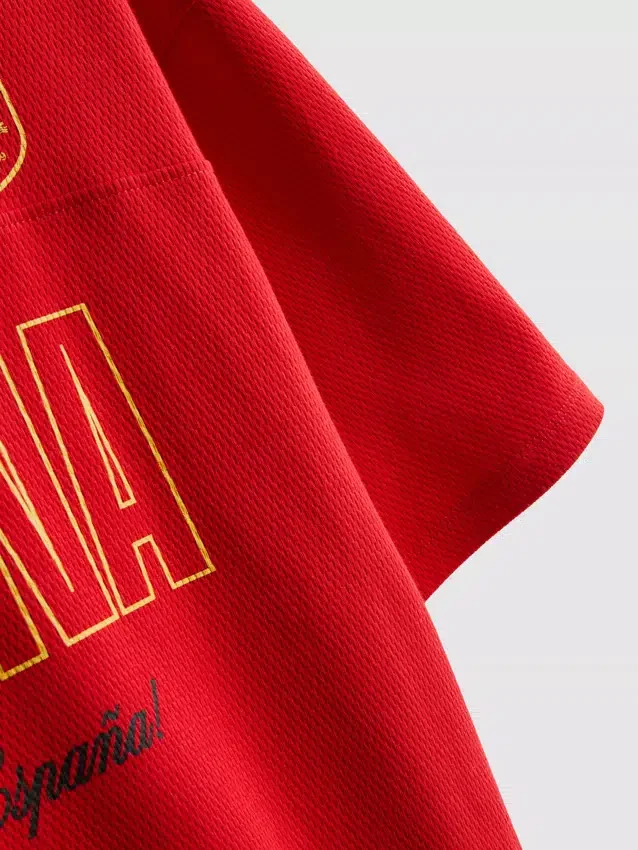 Fotbollskjorta med Spanien-motiv