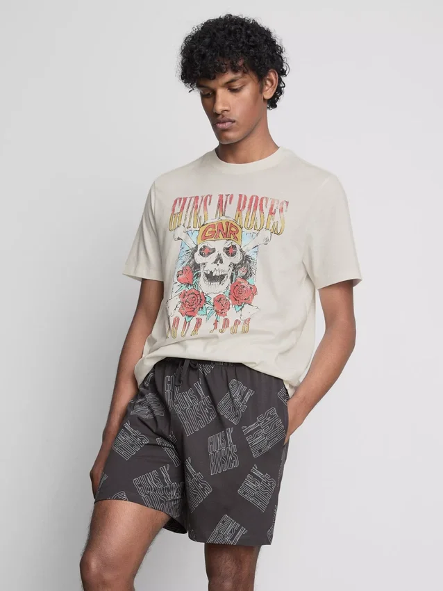 Guns N’ Roses pyjamas med korta shorts