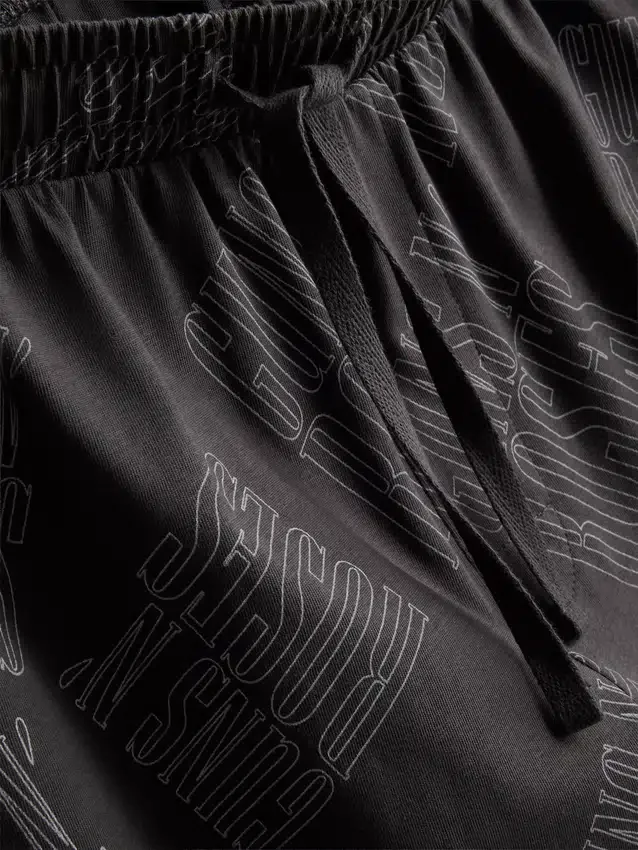 Guns N’ Roses pyjamas med korta shorts