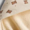 Handduk med huva och björnmönster