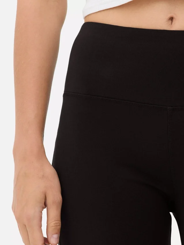 Högmidjade yogaleggings för träning