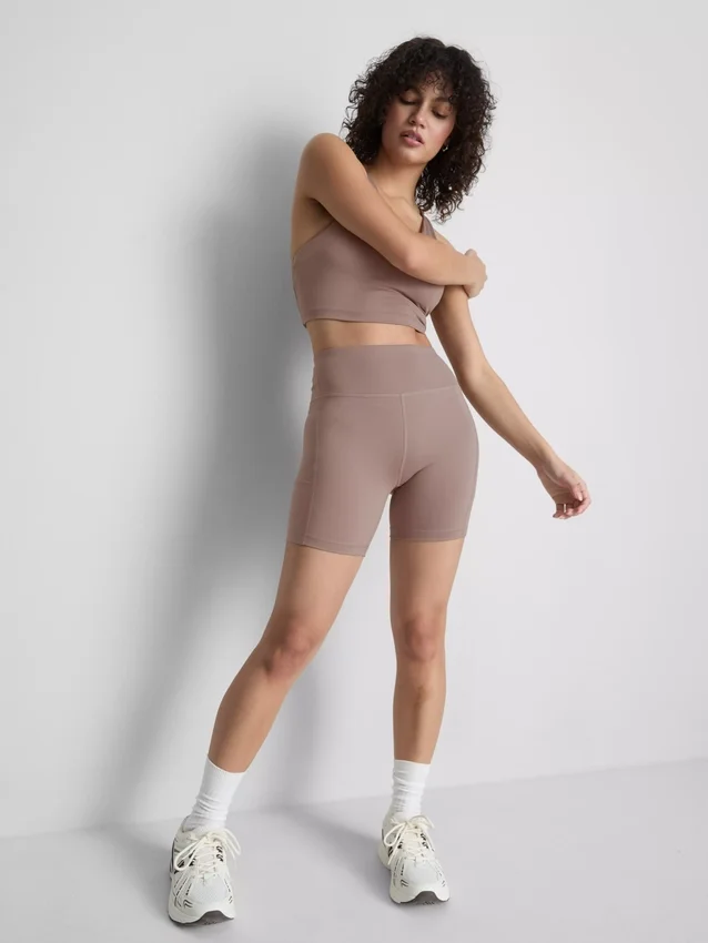 Högmidjade yogashorts