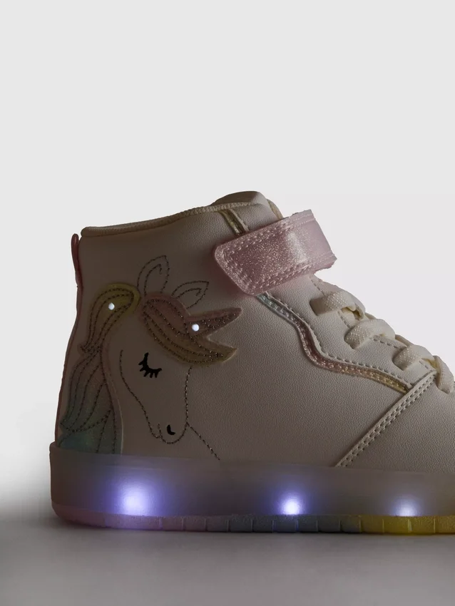 High-top-sneakers med upplyst enhörning