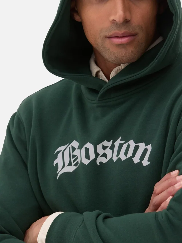 Huvtröja med Boston-motiv