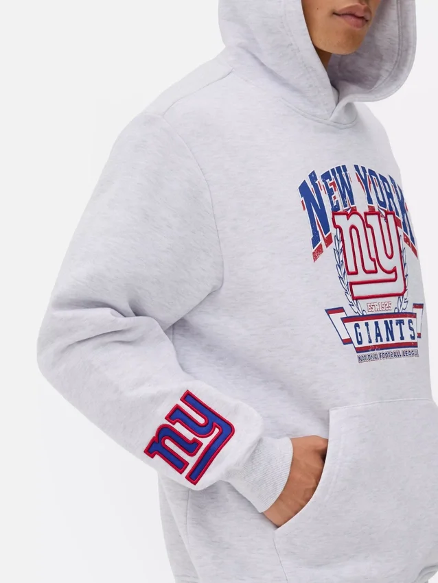 Huvtröja med NFL New York Giants-logotyp