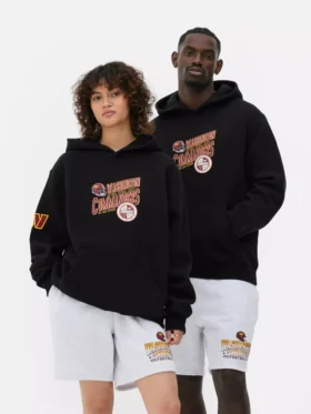Huvtröja med NFL Washington Commanders-logotyp