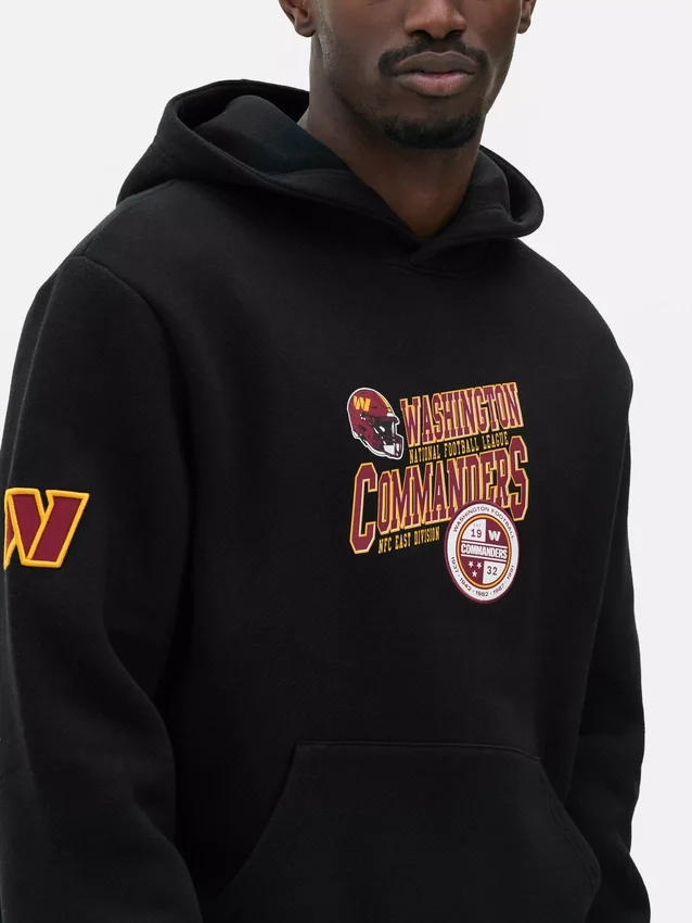 Huvtröja med NFL Washington Commanders-logotyp