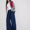 Jeans i bomullsdenim med medelhög midja och vida ben