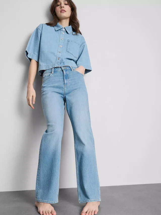 Jeans i bomullsdenim med raka ben