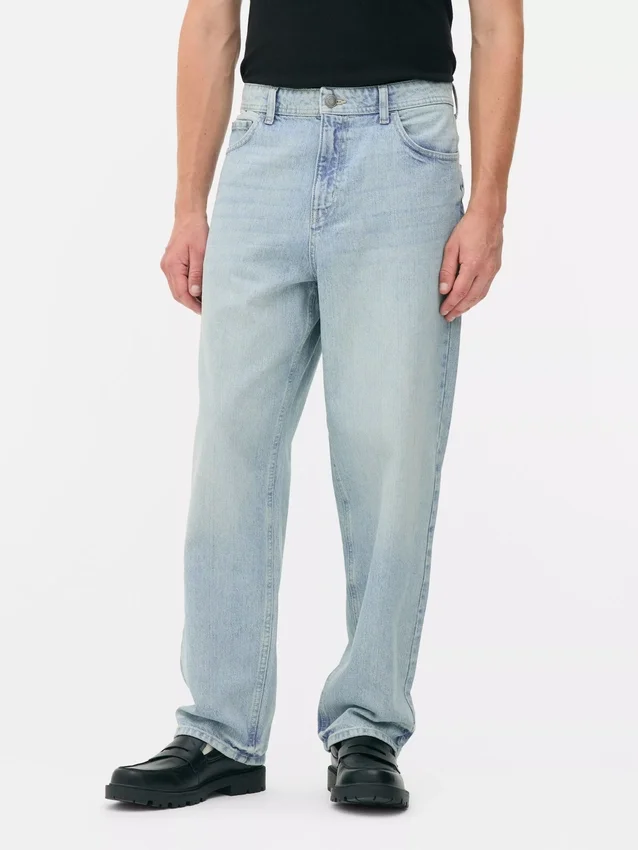 Jeans med hög midja och avslappnad passform