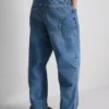 Jeans med hög midja och avslappnad passform