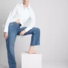Jeans med hög midja och raka ben