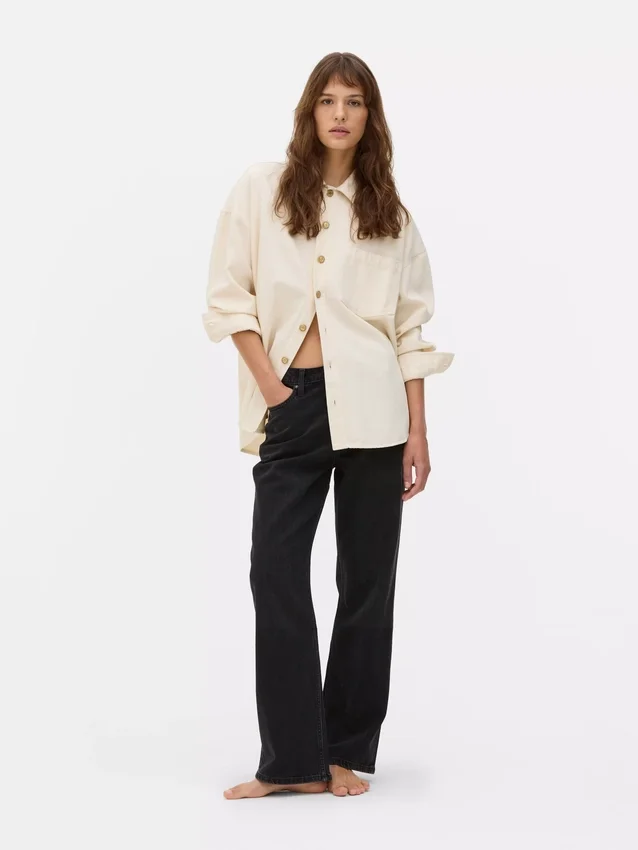 Jeans med hög midja och raka ben