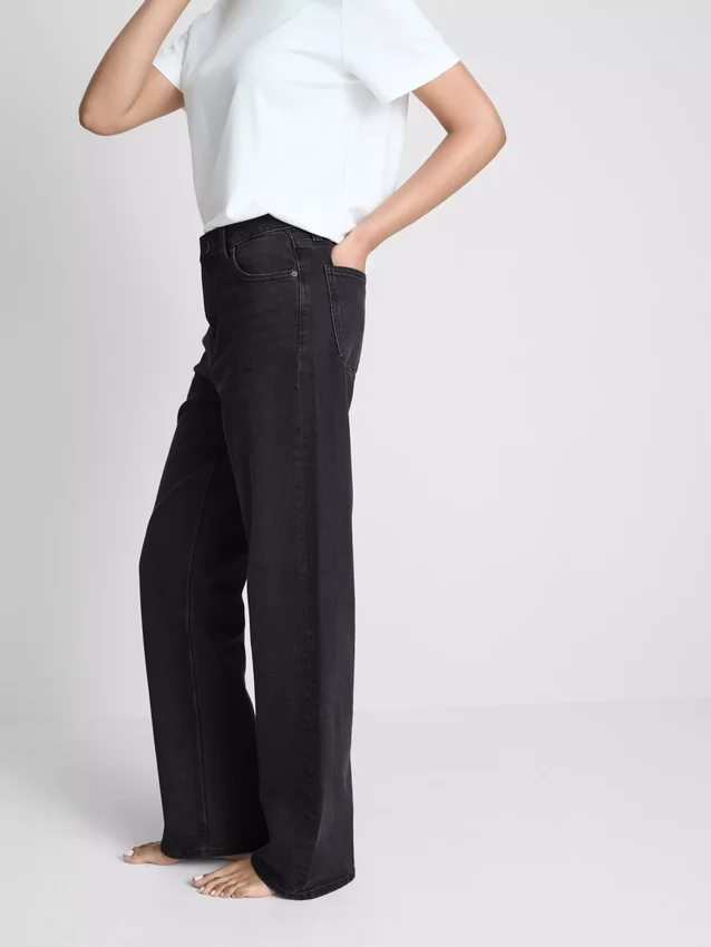 Jeans med hög midja och raka ben