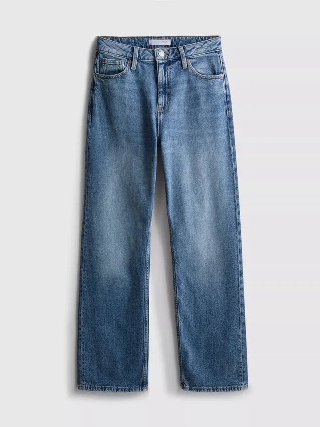 Jeans med hög midja och raka ben