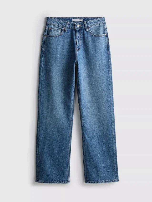 Jeans med hög midja och raka ben