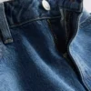 Jeans med hög midja och raka ben