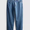 Jeans med medelhög midja och avslappnad passform