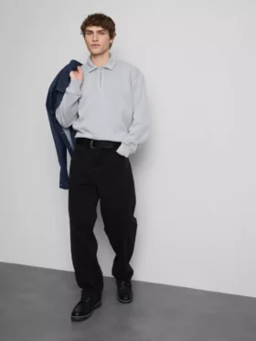 Jeans med medelhög midja och raka ben