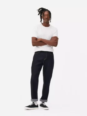 Jeans med medelhög midja och raka ben