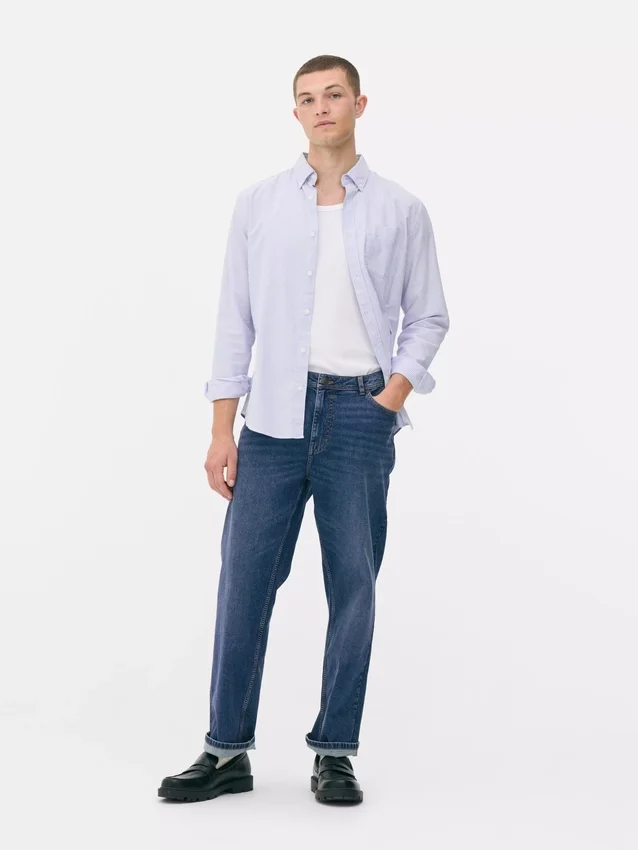 Jeans med medelhög midja och raka ben