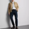 Jeans med medelhög midja och smal passform