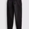 Jeans med medelhög midja och smal passform