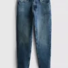 Jeans med medelhög midja och smal passform