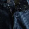 Jeans med medelhög midja och smal passform