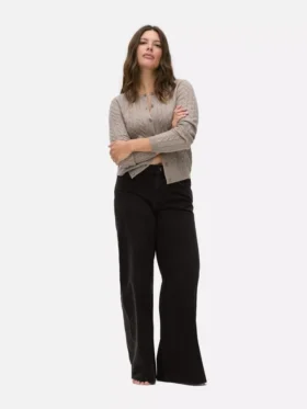 Jeans med medelhög midja och vida ben